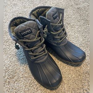Sperrys women’s duck boots
